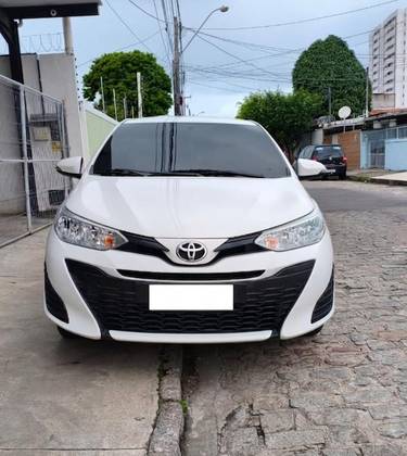 TOYOTA YARIS 1.5 16V FLEX XL PLUS CONNECT MULTIDRIVE TOYOTA YARIS 1.5 16V FLEX XL PLUS CONNECT MULTIDRIVE